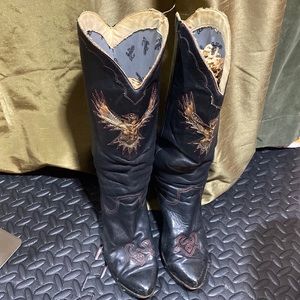 Zodiac black leather bird feather boots